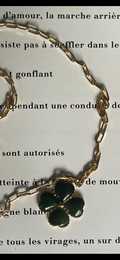 Collier Clover