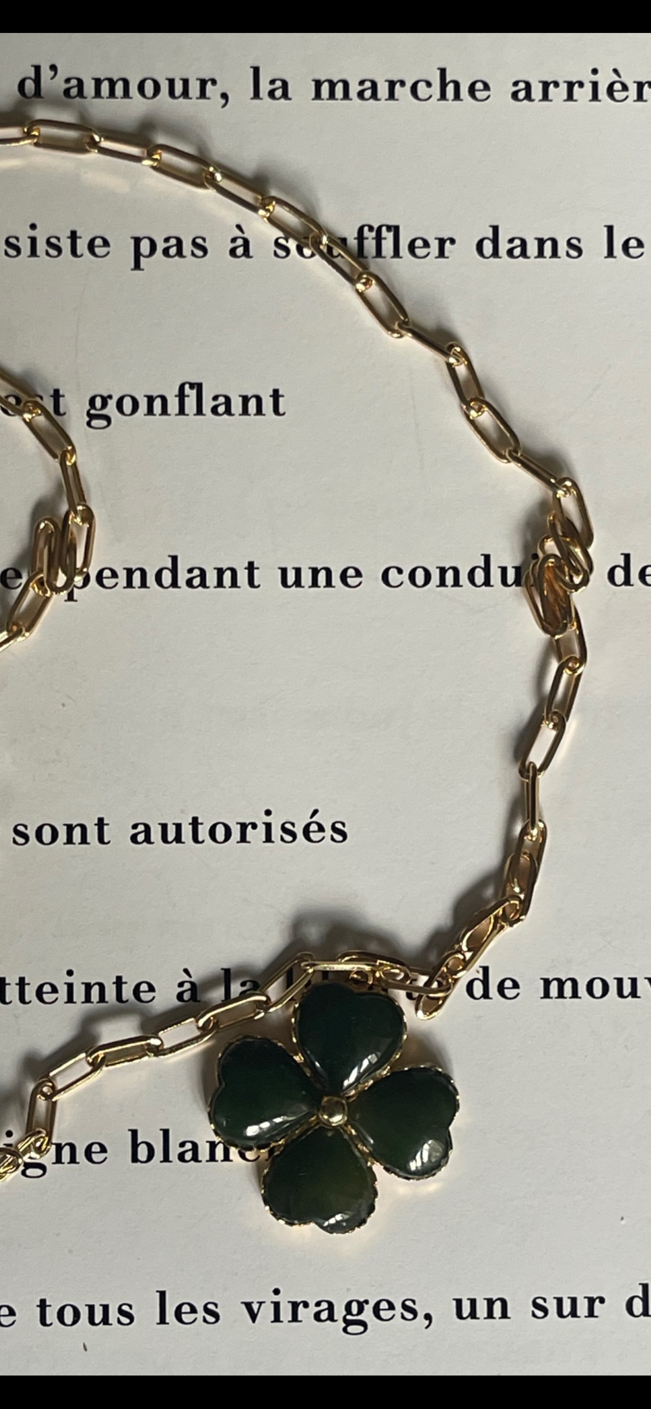 Collier Clover